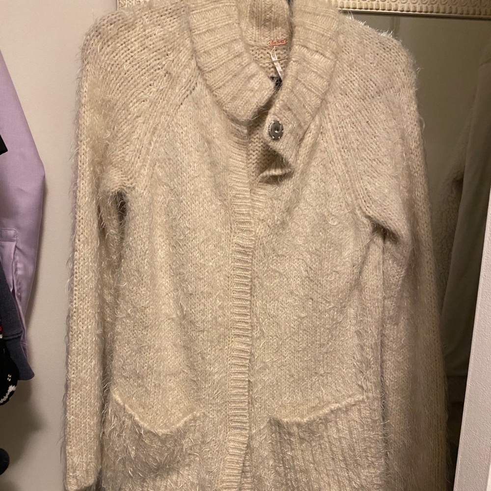 Free people sweater
